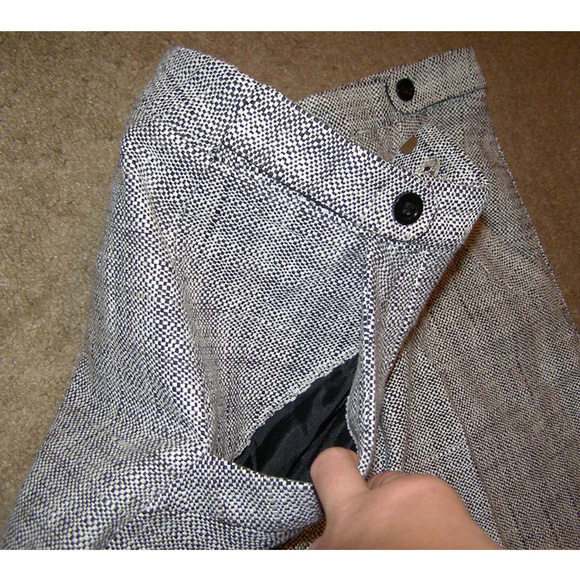 NEW sz 8-10 H&M Black White "Salt n Pepper" Shorts - Picture 7 of 8